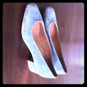 Madewell blue suede 2” pumps
